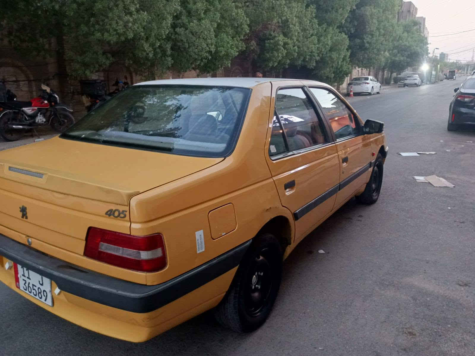 للبيع
بيجو لميس موديل ١٥
كير محرك مكفولات 
حداديه خلفي امامي جديده 
تايرات نضيفه 
تبريد ثلج 
غرفته نضيفه 
كهربائيات مابيه كلوب طافي 
ادامه كامله لكل السياره من راديترات 
وفيت بم وكلاص بانزين ونوزلات وبلكات 
ومراوح وكلشي السياره جاهزه من كلشي مابيه أي نقص 
بيه بنيد مبدل بدون دكت جاكوج وهلال خلفي يمنه مبين بالصور 
رقم بغداد انكليزي باجر أحولك 
مكاني بغداد كراده 

***********
