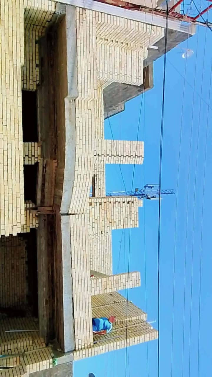 خلفه بناء لدبل بدل 300 بغداد وين ما كان نجيك رقم ***********
