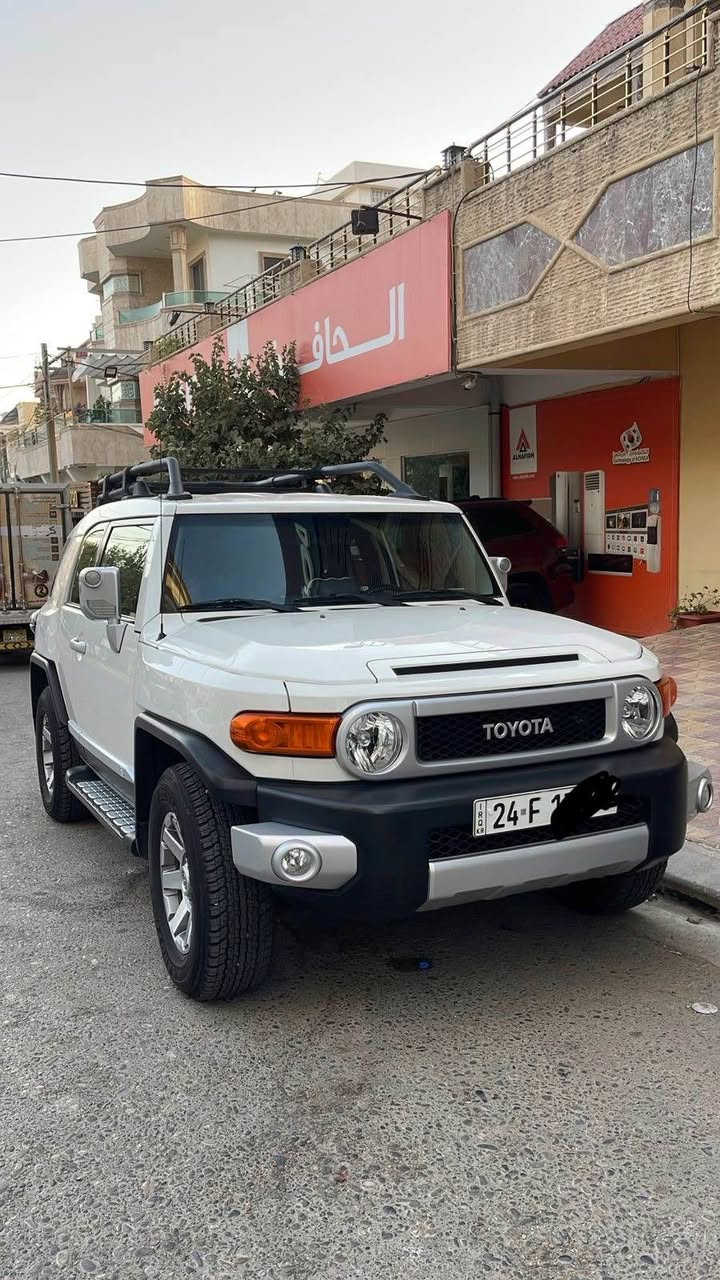 تويوتا اف جي موديل 2016ماشيه 112000kmصفر شركه مهند على ايد وحده لحد هسه والسياره كلين بدون ملاحظه
*********** دهوك, العراق
