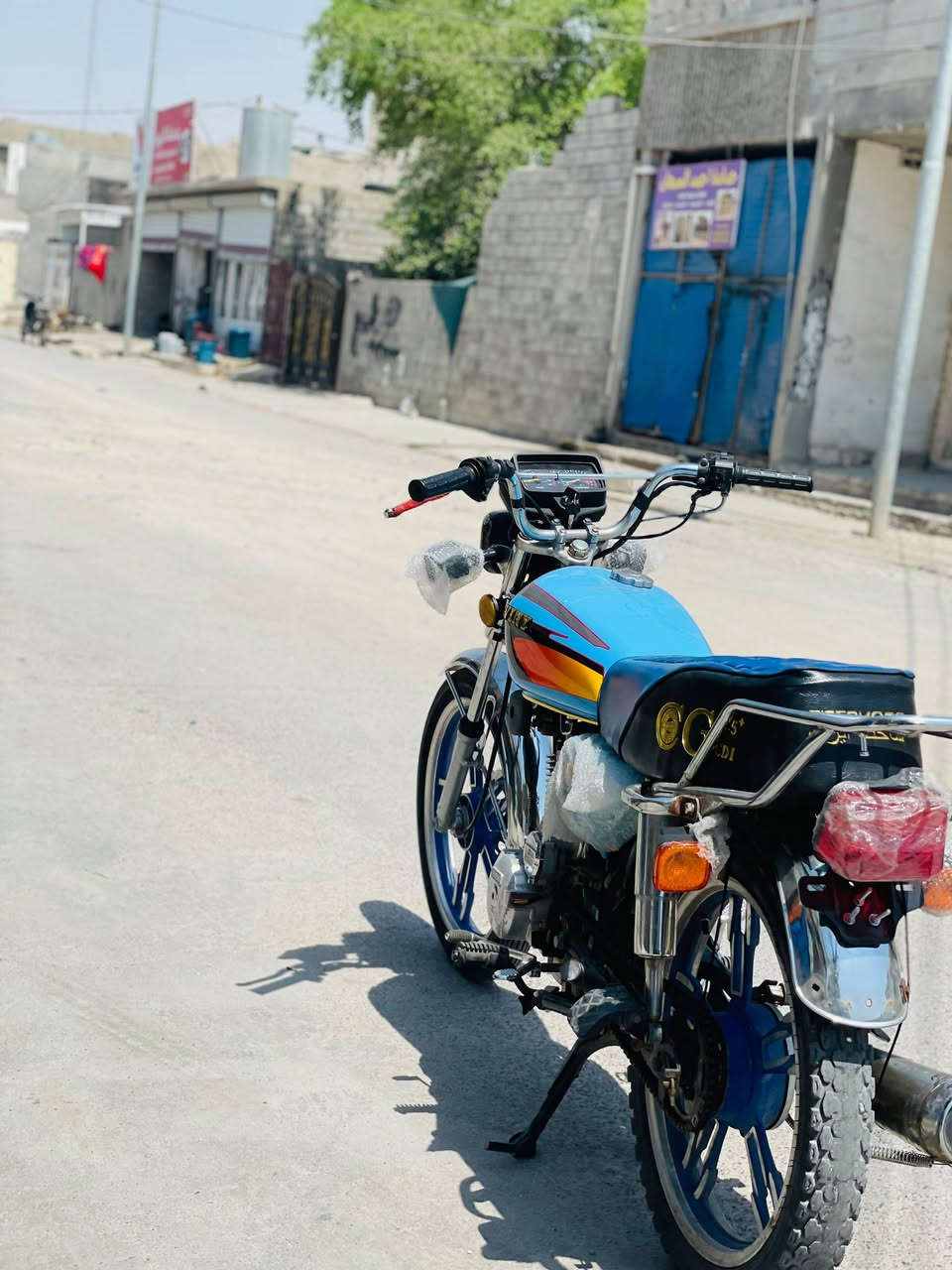 سلام عليكم شباب دراجه للبيع 5 كير 2020 محرك ما مفتوح دراجه نضيفه دراجه كلش نشطه السعر 525 بي مجال العنوان كركوك حي واسطى اي ستفسار عل رقم ***********

