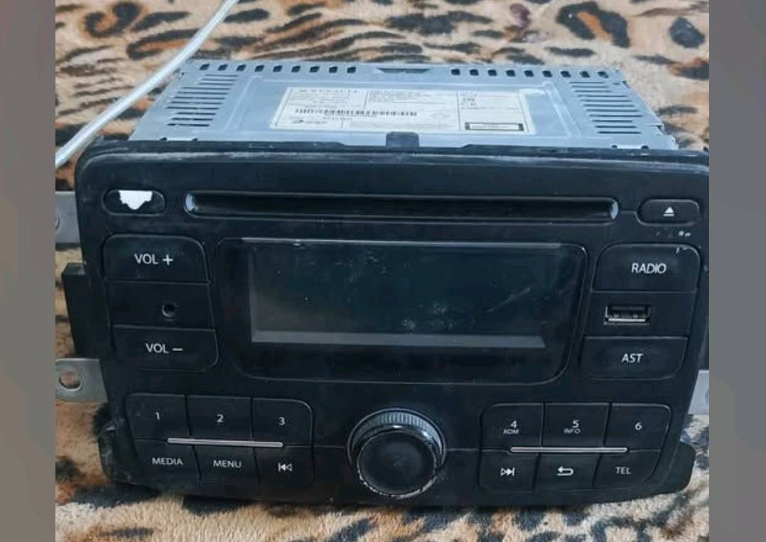 مسجل • رينو داستر • موديل 18