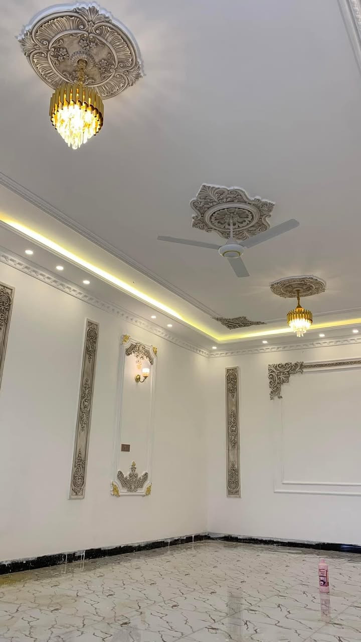 جانب من اعمالنا
ديكور سحب ملكي 💎

#لمسة_ابداع للديكورات 
الداخلية والخارجية 

“ تصميم وتنفيذ جميع الديكورات مواد وعمل كاملة بالاضافة الى كهربائيات والصبغ

- جبسن بورد 
-بوردكس
- سحب ونقوش ملكية 
- كافة انواع الاصباغ الداخلية والخارجية 
- اسقف ثانوية 
- تغليف جدران
- بديل رخام 
- بديل خشب 
- ورق جدران 
-فوم 
- تصميم وتنفيذ واجهات المنازل 

للتواصل الاتصال او واتساب :***********
