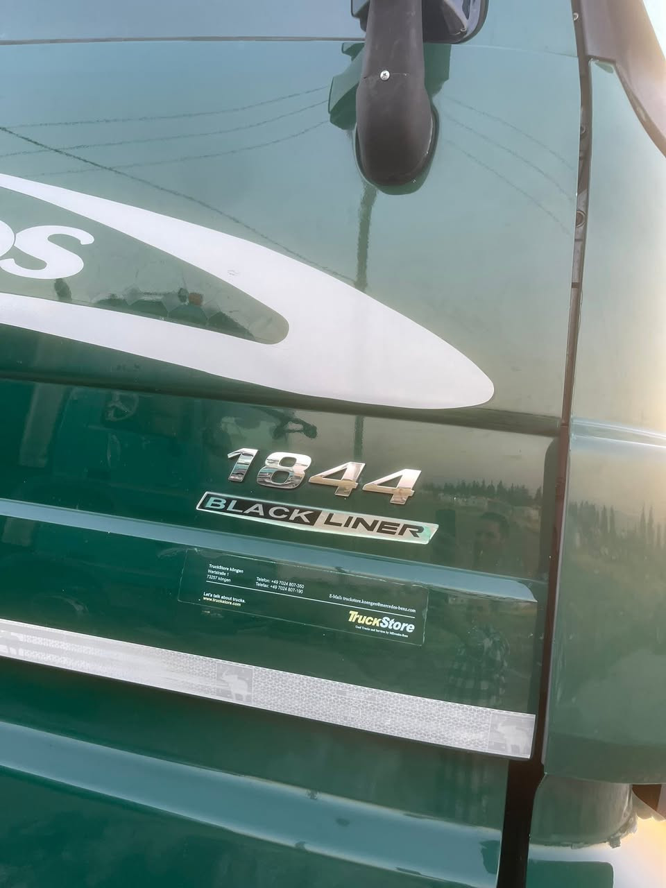 Actros 1844.  2006.  سيارة جديدة مقفول عنوان السليمانية.  ***********
