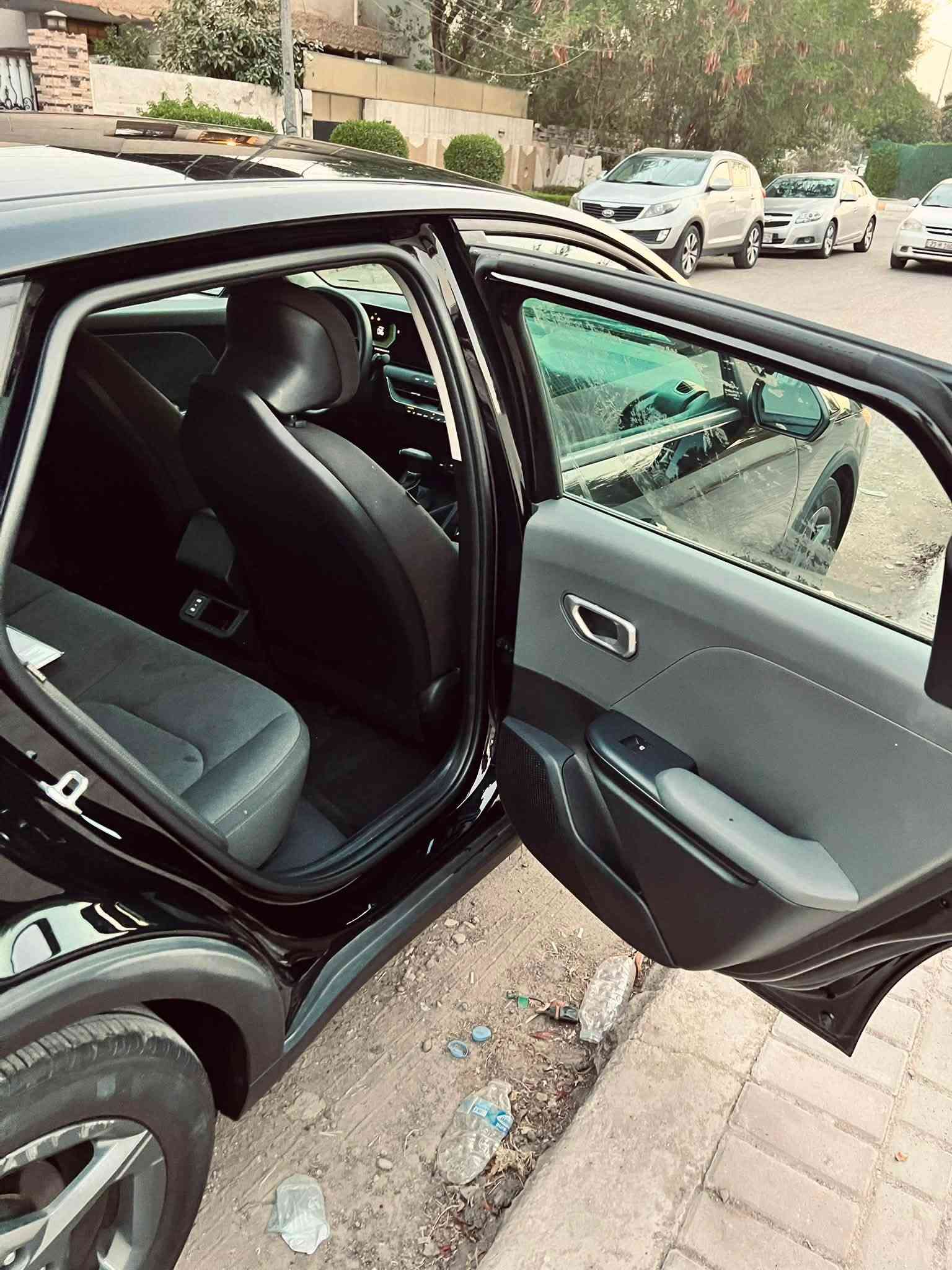 السلام عليكم للبيع
كيا  كي فور 
k4 2025 
بيها فقط بنيد مبدل ومصبوغ 
بدون ايرباك بدون دواخل  
مرقمة اربيل  
تحويل للمشتري مباشر  
المواصفات : 
بصمة  / هندبريك دكمة  / لايت LED  / مكينة 2000 دوش / شاشة كبيرة متصلة ديجتال   / اوتو هولد / LED امامي وخلفي / قيادة ذاتية / كامرة دوارة / رادار تعديل مسار / اوتو بريك / مود درايف / تحكم ستيرن / كروس سرعة /مانع انزلاق / بلوتوث / اواكس / USB /  رادار جانبي

💵💵 164     ورقه  سعرها 
مكاني بغداد الاسكان 

***********: ☎️
 واتساب متوفر او الاتصال عالرقم
