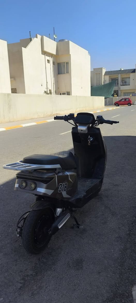 السلام عليكم شباب للبيع ماطور 318  الماطور ايعوزو طفاريه اشويه ترتيب سعر الماطور 475 وبي مجال الي يحب يتواصل ***********
