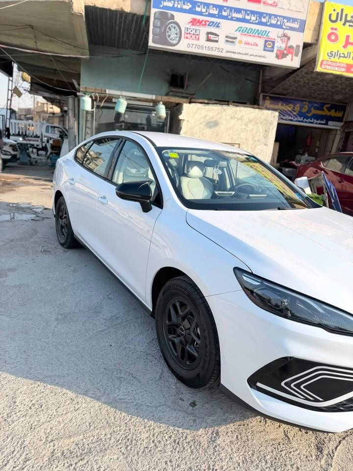 بي واي دي سيل 5
مكفولة كفالة عامة ماشية 9000 HEV و3000 Ev
السيارة ممخلي شي ممسوي الها جديدة بالباكيت 
السعر 19600 كاملة مكملة ارضية جلد ولايلون حراراي حتة لدشبول وعازل كله كاملة مكملة فقط شغل وتتوكل وتحويل ثاني يوم 
***********
