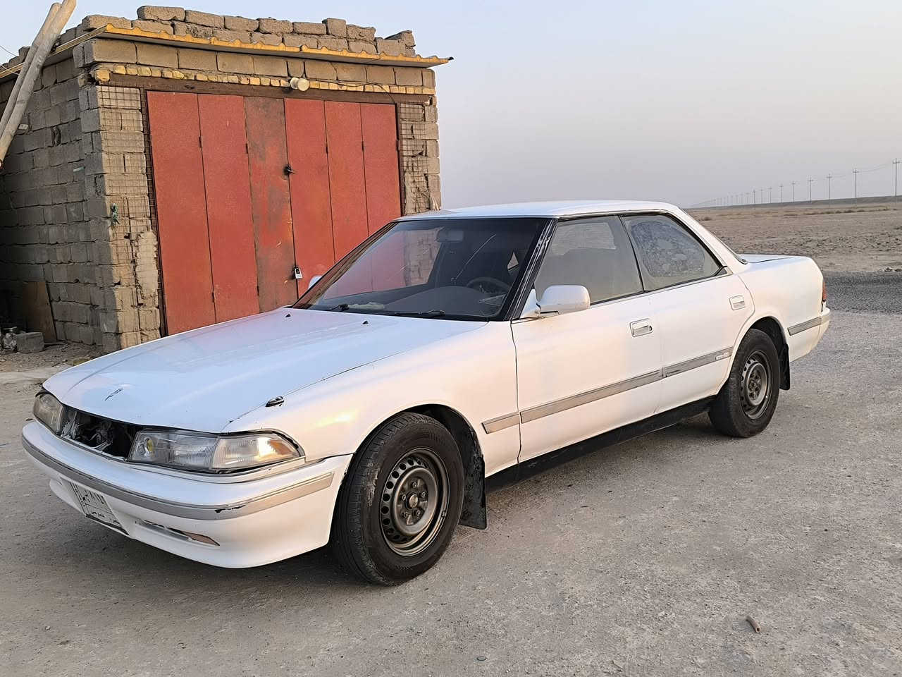مارك تو مسطره 1991 
سياره تحويل ثاني يوم 
محرك ونجي جيد وكير جديد 
1 تبريد شغال 🥶
2 دوشكه ارضيه جديده مع عزل 
3 شاشه جديد مع دمام صوته كلش حلوه 
4 طخم تاير جديد 
5 جنطه السياره مدوشمه بل كامل 
السياره توني مسويه وجاهزه للاخير 
سعر السياره 45 بيه مجال 
متواجد وتساب ***********
