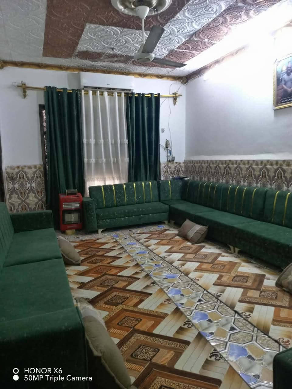 🏡 بيت للبيع – الديوانية / حي الأمين
📍 حي الأمين – شارع ملعب الشهيد جمال
📐 المساحة: 190 متر
📄 سند 25 – مرقّم تمليك

🏠 تفاصيل البيت:
• غرفتان نوم
• صالة
• استقبال
• مطبخ
• صحيات داخلية وخارجية
• بناء طابوق
• سقف أعكادة

📌 موقع مميز ومناسب للسكن.

📞 للاستفسار: ***********
🏢 مكتب الهرم للعقار
