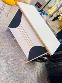 ميز مكتبي • حله مركز • للبيع
