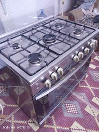 طباخ ايطالي خمس مشاعل نضيف كلش شغال علفحص سعرة 175 للاستفسار وت ساب ات...