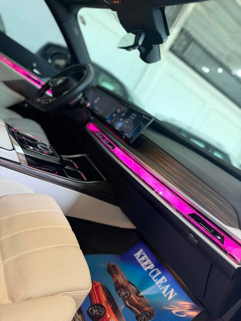 Bmw 740
2024
وارد امريكي حادث قطعه فقط صبغ بنيد 
ماشية 11 الف 
المواصفات 
داخل ابيض
بيبان شفط وكهرباء🔥
ناظور ليلي
كامرات عدد4
بردات خلفية 
رادار امامي خلفي جانبي
حساس امامي خلفي
سنوية مضلل 
رقم اربيل وكالة او تحويل 
والسعر 67,800 وبيهة مجال 🔥
مكان السيارة بغداد الكاظمية جكوك 
***********
