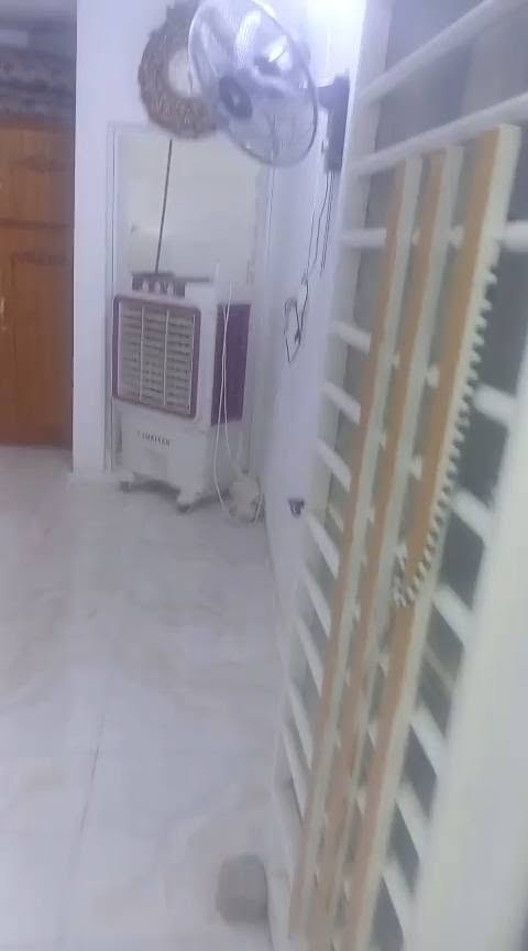 مشتمل٥٠مترللبيع العنوان كربلاء شارع المدرسي يرهم سكن او دار استراحه لاصحاب المواكب يبعدعن كنطرة السلام 10دقايق مشي قرار١١٧ مسجل بلبلديه وعندي استماره بأسمي يبعد عن الشارع العام شارع الزوار ١٠٠متر عرض الشارع٨متر
خدمات كامله عدا التبليط
رايده ب32مستعجل علبيع
***********
