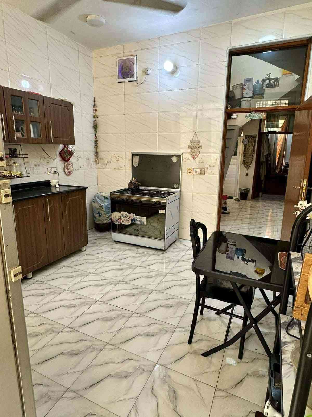 🏠 بيت للبيع – موقع مميز في بابل

📜 طابو زراعي – سند 25
📐 المساحة: 140 م² | طابق واحد
🏡 بناء حديث وجديد 2024

يتكون من:
• طرمة كبيرة
• صالة وهول
• مطبخ
• غرفة
• صحيات داخلية وخارجية
• بيتونة وممرات بطول البيت

📍 الموقع: شارع 80 – بابل، فرع باب خروج محطة الأضواء
🚗 يبعد عن الشارع العام شارع واحد فقط

💰 السعر: 95مليون وقابل للتفاوض البسيط
📞 للاستفسار: ***********
