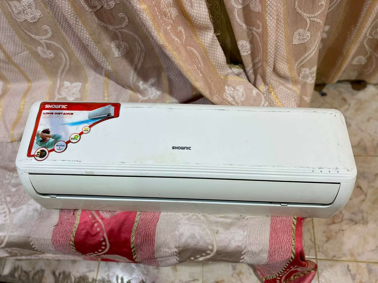 للبيع سبلت سونيك قطعه داخليه فقط
طن ونص مستخدمه نضيفه
تبريدها ثلج 
مكاني البصرة القبلة حي القائم 
تواصل ***********
هذا الرقم تواصل واتساب فقط 
السعر 75 الف
