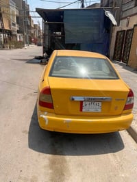 فيرنا ٢٠١٤سياره ممعيوده باسمي مكينه تنقص قليل بدون تبخير الرقم ٠٧٧١٠٩٥...