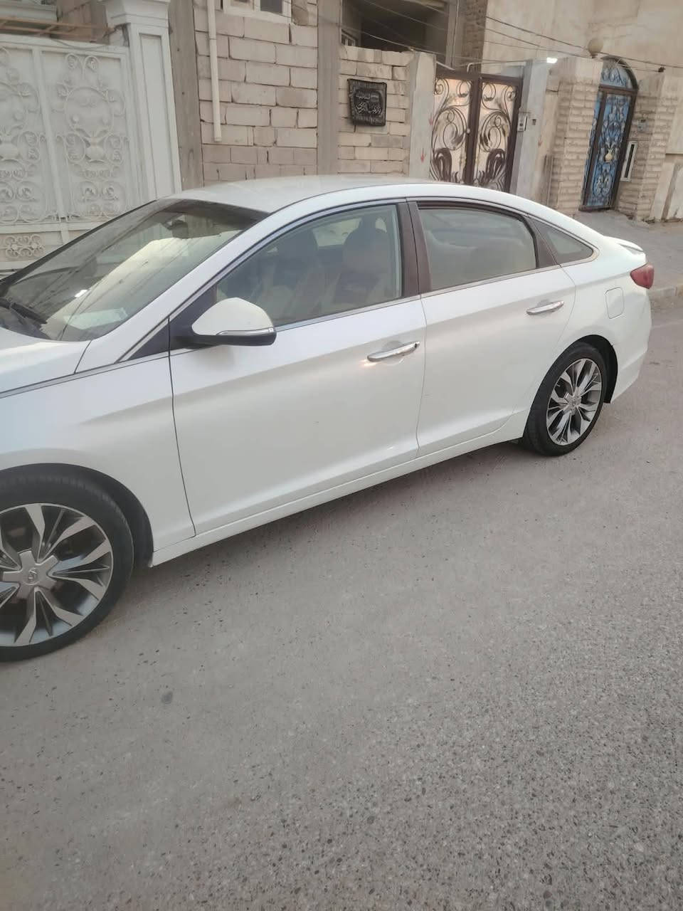 سوناتا ٢٠١٥ خليجي باسمي سنوية لغاية ٢٠٢٨
كفالة محرك كير لغود شواصي بيهة بارد بالجاملغ الخلفي و باب السايق
مكان السياره نجف رقم *********** النجف, العراق

