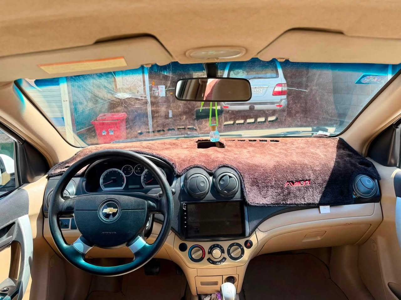 السلام عليكم أفيو موديل ٢٠١١ سياره كفاله عامه رقم إنكليزي مداور ثاني يوم السعر ٧١ ورقه الاستفسار ‭***********‬ غير متواجد على الفيس
