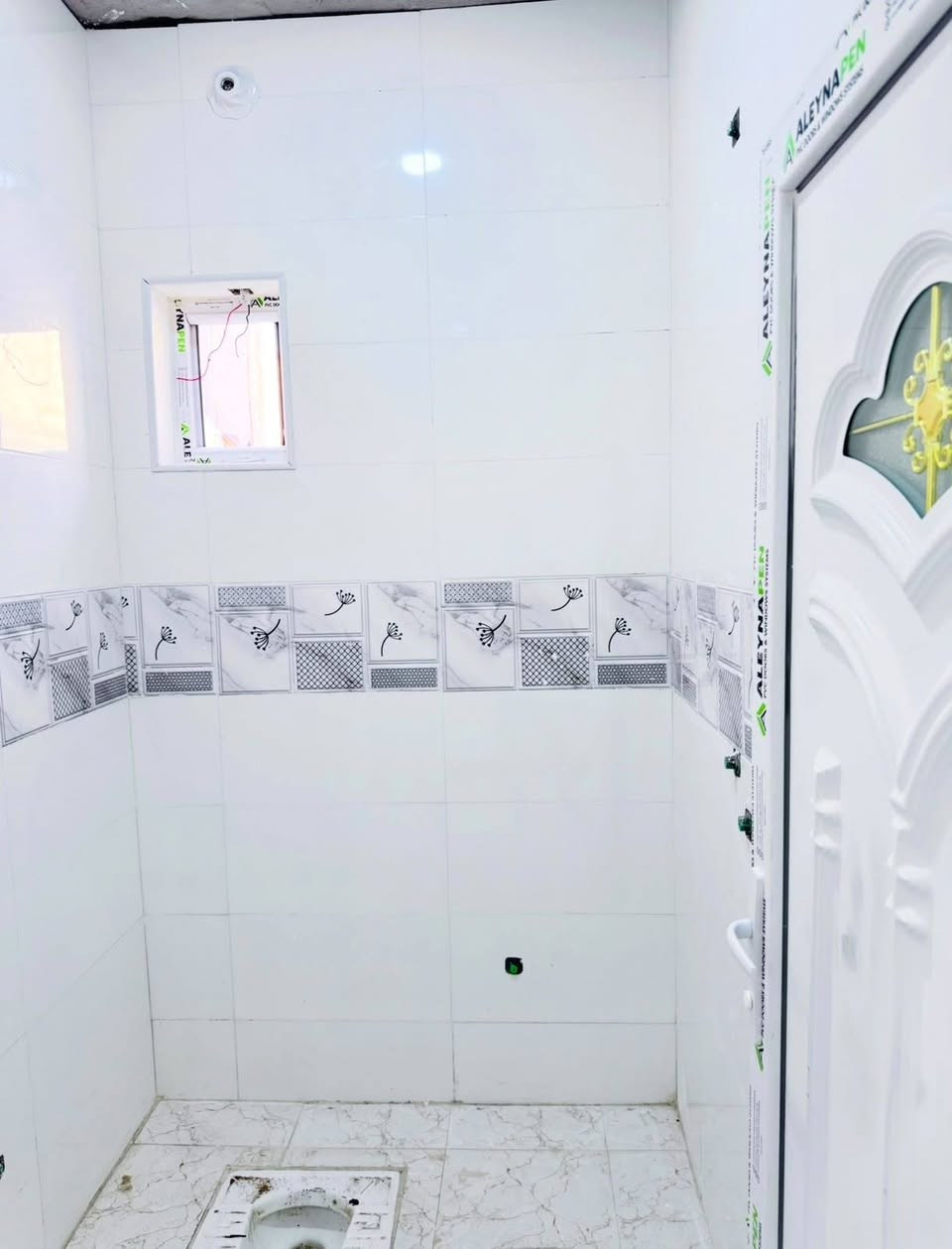 ١٠٠م • جاهز للسكن • زين القوس
