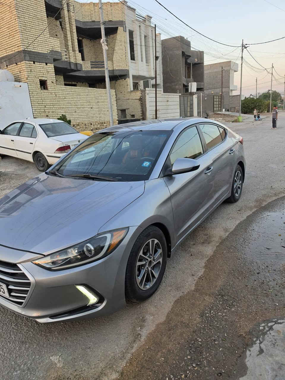 سلام عليكم للبيع انتره امريكيه مكينه دوش
2017 رقم بابل بسمي
حادثه جاملغ وبنيد بدون دواخل
مكاني بابل
***********
سعره  108وبيه مجال قليل
