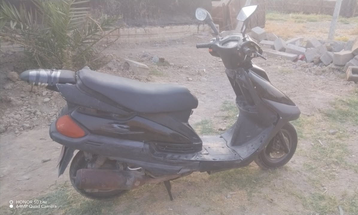 فراشه فضائي ياباني

  مكينه خير من الله شلعه فول

   سلف هندر كهربائيات شغاله

 تحتاج ترتيبات خفيفه 

  سعر 225 وبيها مجال مكاني بعقوبه

  ***********
