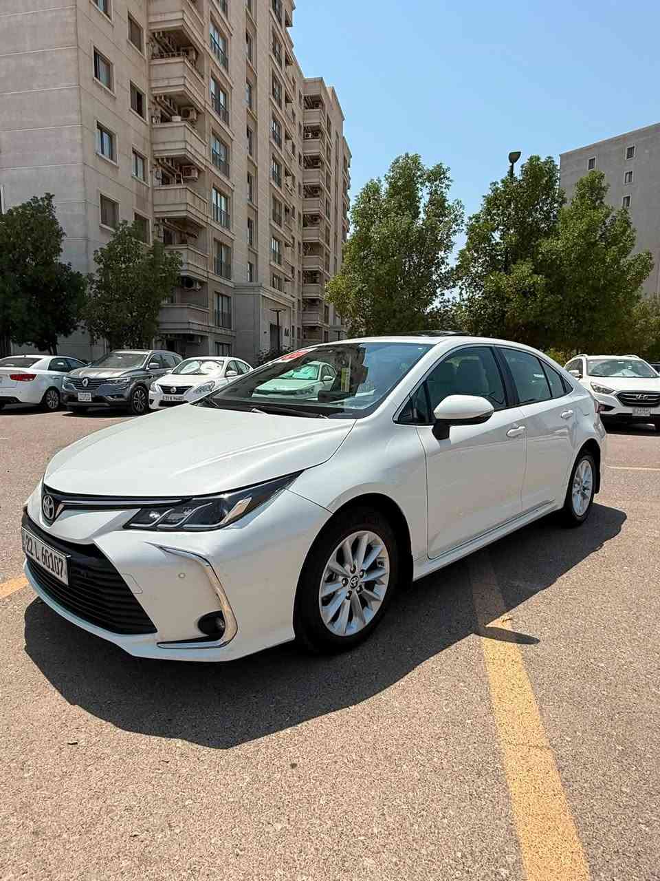 السلام عليكم
كورلا 2021خليجي شركه SAS
فول مواصفات اعلئ فئة 1/1.    
رقم اربيل الجديد تحويل مباشر باسمنه 
ماشيه 100 الف كيلو  
مواصفاتها 
محرك 1.8 
فتحة 
بصمه 
بصمة ابواب استشعار 
حساس امامي خلفي 
بروجكتر LED
تحكمات ستيرن جهتين
ويل كب 
كشنات بقلاوه بلادي 
شاشه ديجتال 
كاربلاي
كاميرا 
صندوق بصمه 
تبريد قطعتين 
اشاير بالمري 
مري شفط كهرباء 
ايرباك
نظامين قيادة sport و normal
نظام Eco لتقليل صرف البنزين 
مداخل ABS  
السياره جديده بمعنى الكلمه وسونارهة مرفق مع الصور 
______________________________ 
مكان السياره بغداد حي العدل 
***********
السعر 153
