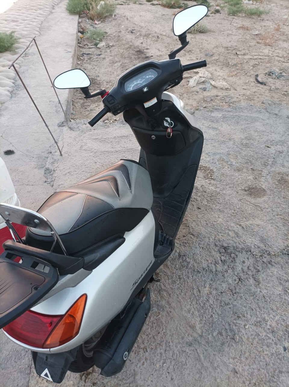 سبيسي البيع كفاله عامه شرط برغي مامفتوح بيه ماشيه ٥٧الف السعر مليون ٣٠٠بيه مجال اتصال على رقم ***********
