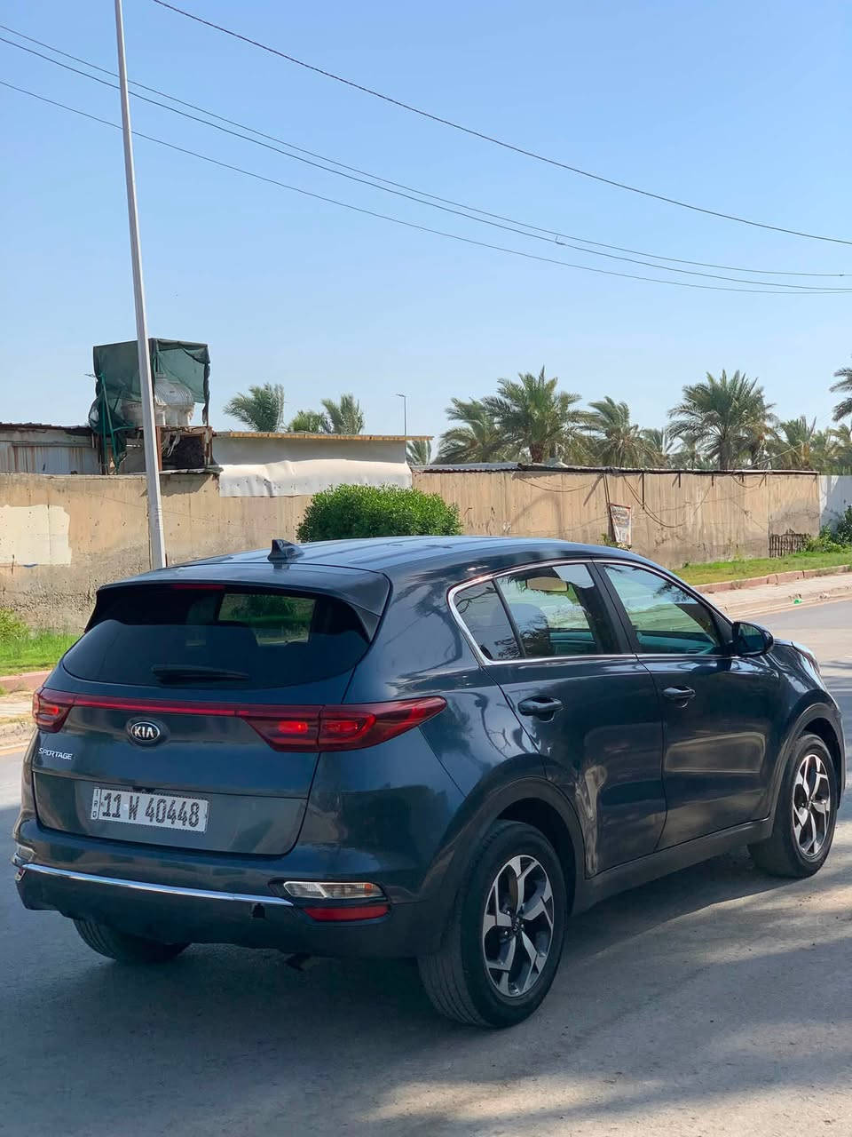 كيا سبورتج موديل 21 رقم بغداد باسمي ماشيه 57 السياره بيه بنيد صبغ وجاملغ مبدل اصلي بدون صبغ فقط السياره جاهزه كير مكينه صدر تبريد كله كامل السعر 139 ورقه وبيه مجال بسيط 
*********** 
***********
