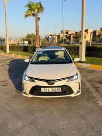 كورلا ساز 2022 بانزين فقط 1.800 ماشيه 80 فول1/1. GLI بصمه فتحه مري شفط...