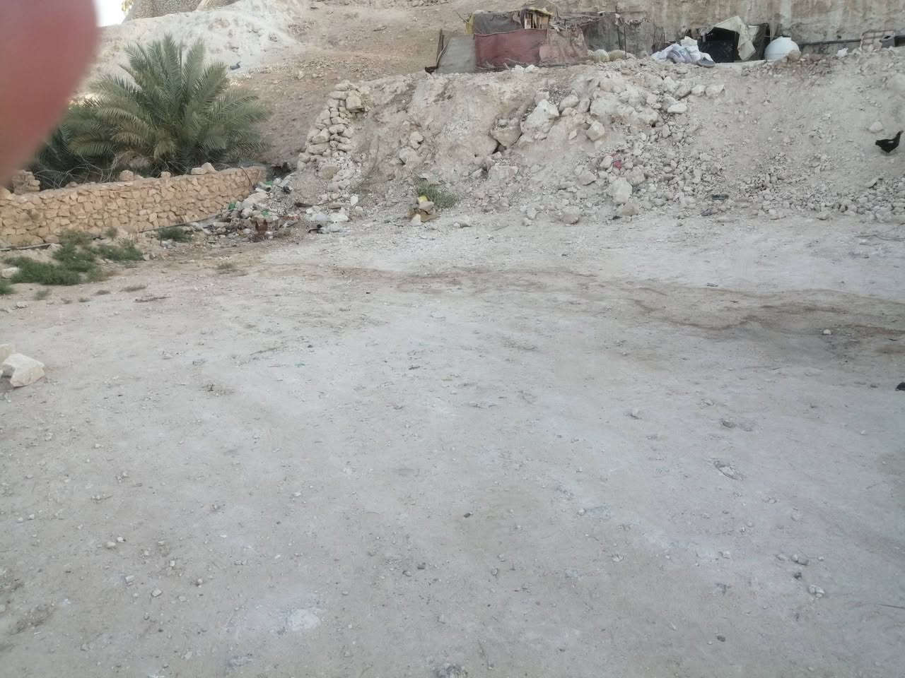 السلام عليكم
مكلف بالنشر
قطعة ارض للبيع
الموقع الحقلانيه وادي البوحيات على الشارع الرئيسي قرب بيت يوسف حرج مقابيل ابو الجام 
المساحه ٤٥٠ متر
للاستفسار الاتصال على الارقام
***********
***********
