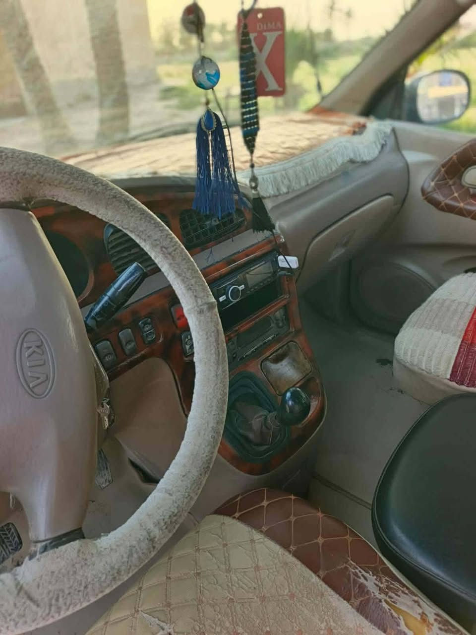 سلام عليكم كرنفال موديل الفين 
مكينه الفين كاز سنويه جديده  
سعره 45 أو مروس بكيه عبريه
رقم ***********
