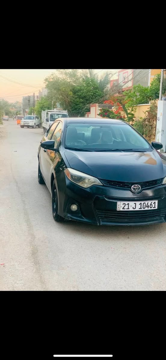 كورلا 16 امريكي
لون اسود متغير 

مكينه ١٨٠٠ بلادي 
كير بلادي 

ضرر بنيد مبدل بارد بالجامرلق و باب حك شبر 

سعر ١١٥ بي مجال 

اتصال ***********
