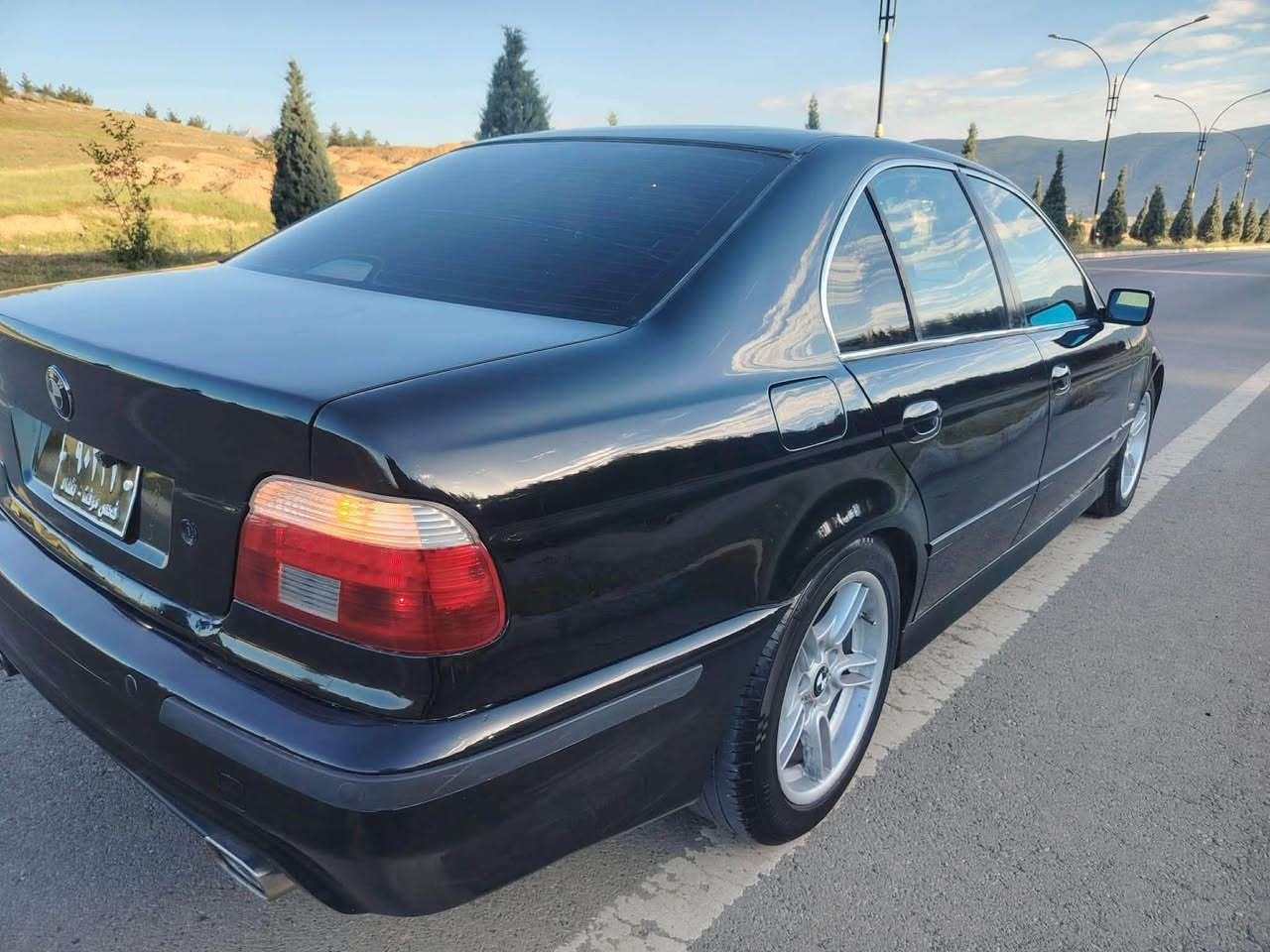 Bmw e39 2000 528
ئارم هەولێر بەشەرت  زۆر خاوێنە  گێرومەکینە بەشەرت گێڕ حادی 
تازە لەسەر ساخی کامل پەمپ کراوە  هەتابڵێی توندو تۆڵە کامل مەسرەف کراوە 
٦٥ گەڵاو کەمێک مەجال 

***********
ئەوەژ ژمارەی خاوەنەکەی
