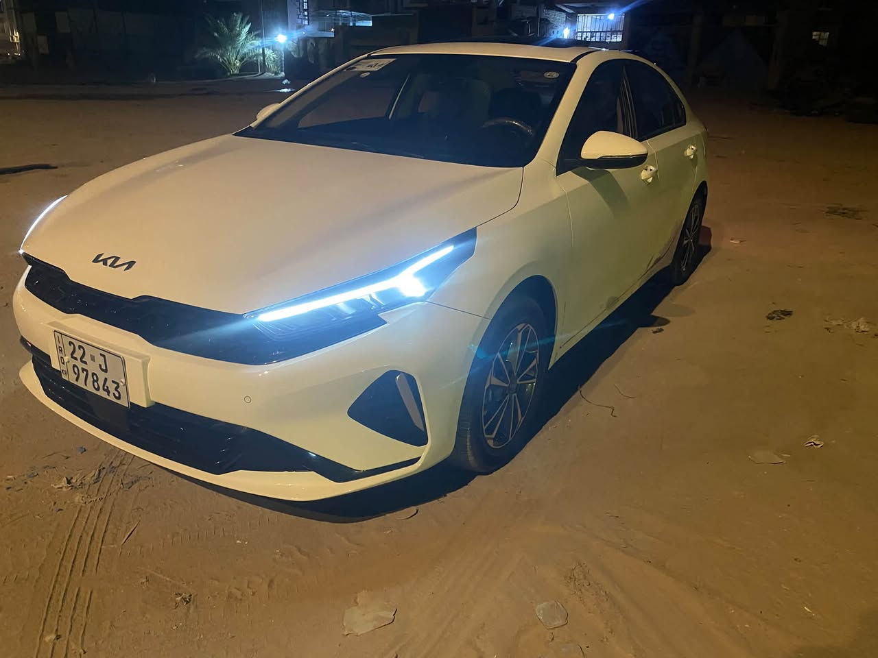 سلام عليكم كي ثري موديل 2024كفاله عامه بس الباب والعتبه ع  طختها مثل ماموضح بلصوره يرادها بارد فول واحد ع واحد مكاني النجف سبير منازل ماشيه ٣٥رقم ***********
بصمه 
فتحه 
ترحيب 
كشنات جلد
لد امامي وخلفي 
مري شفط
حساس امامي وخلفي 
تبريد بيانو
سايد بريك بصمه
ويل كروم 
اشاره لكزز
بصمتين

السعر128
