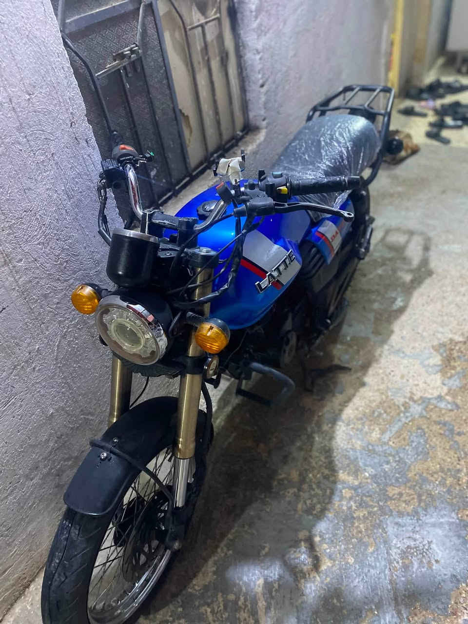 سلام عليكم درجه للبيع لا يتي موديل 22 باعدي بل جيس ماعيزه ايشي لسعر 1350 وبيه مجال حك لجيه مكاني كربلاء لحسينية قرب جسر لجودين ***********
