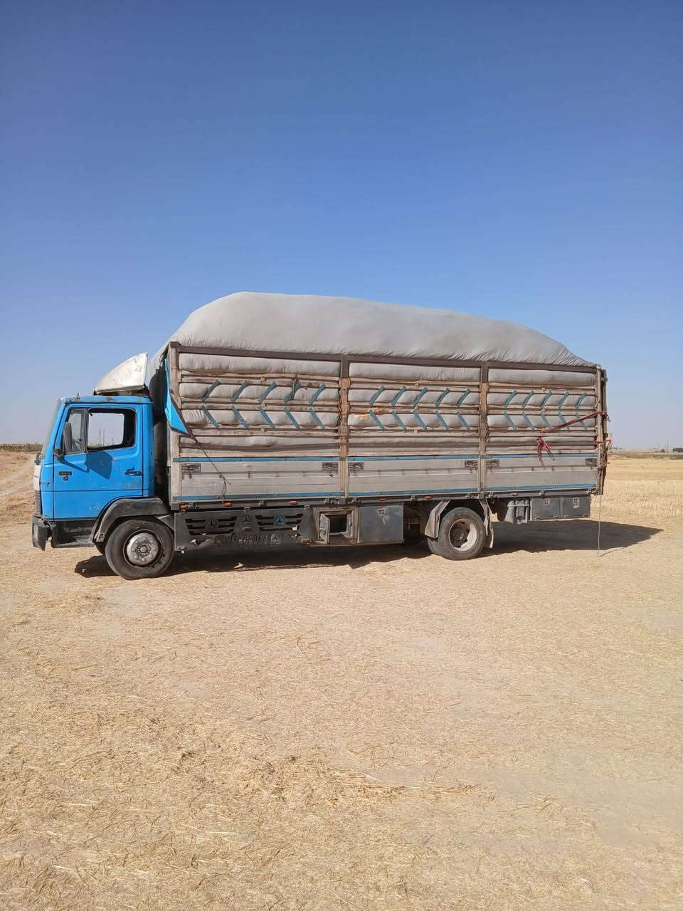 سيارة • للبيع