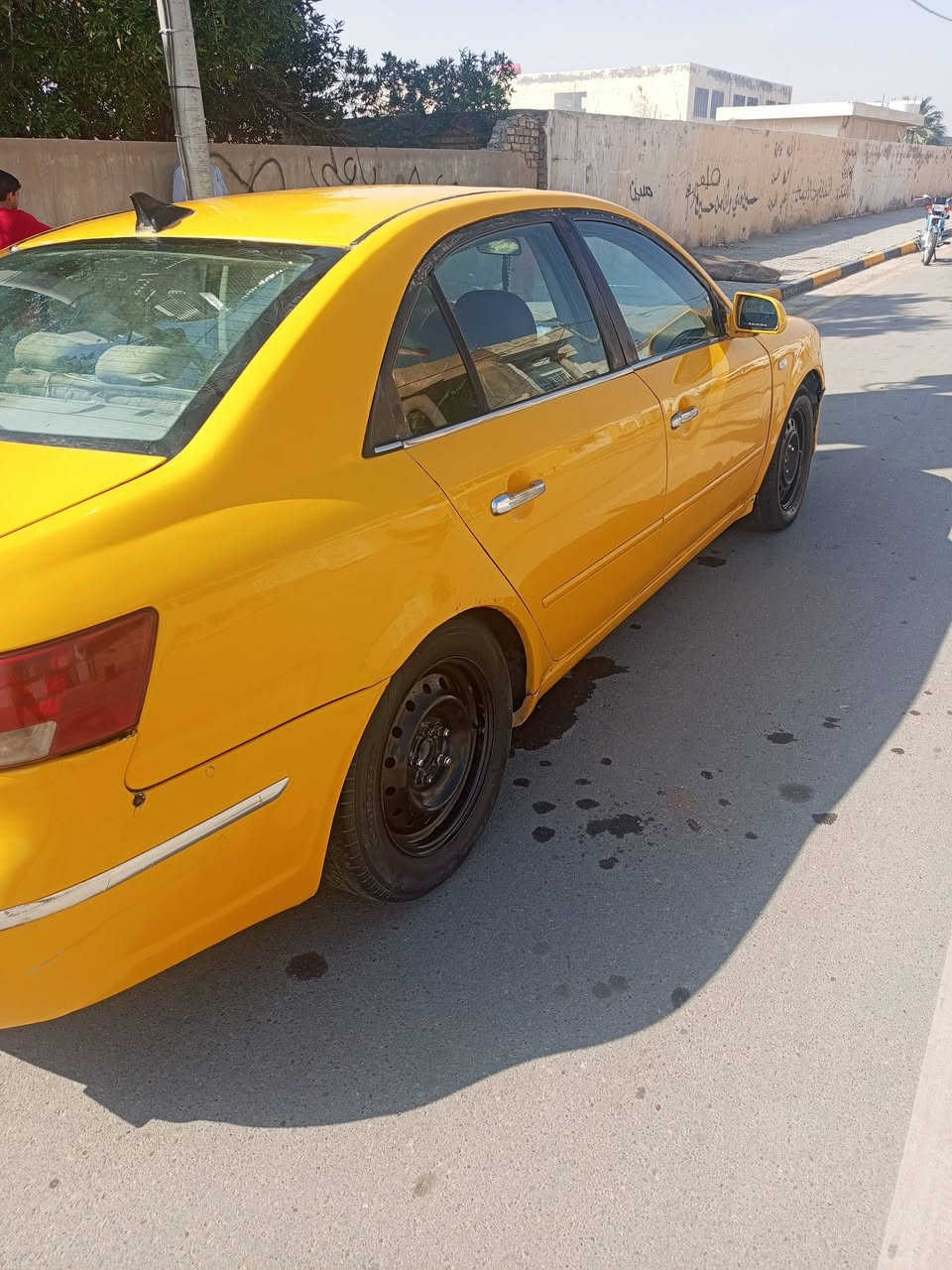 سوناتا 2009 مكينه سته مكينه وكير مكفول مكينه جديد سياره باسمي ضربتها التكمه الفوك باب الصدر بدون عيب شرعي مكانها واسط كوت رقمها واسط عارضها  72 وبيها مجال ***********
