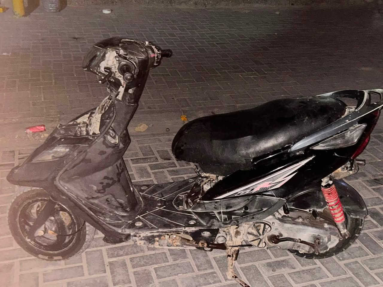 سلام عليكم 
ماكس ثعلب 140
دراجه جانت متروكه بس شغاله تكطع يرايدله تنضيف كابريتر وفاكيم نواقص بجم مامي جوزه سويج 
سعر 250 مكان سبع اقصور شارع ابو علي رقم ***********
