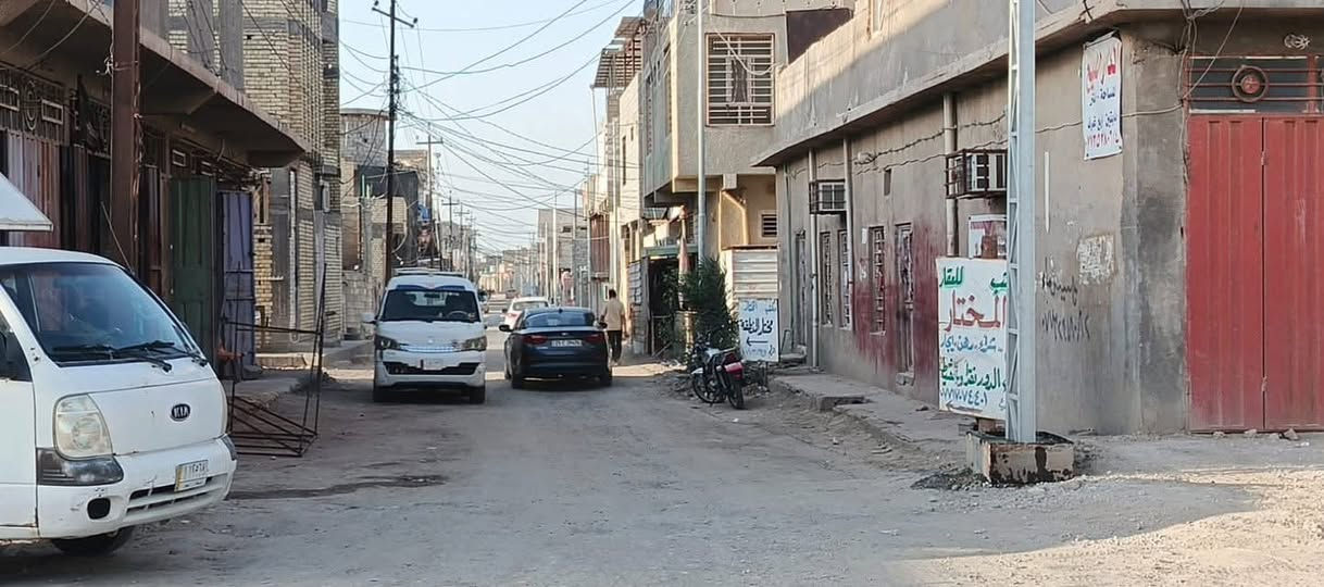 السلام عليكم ورحمة الله وبركاته
✅ قطعة أرض للبيع
‏📍 الموقع:  طريق كربلاء – الحلة،  عمود221قرب ركن الحافظ و مدينة الزائرين، ، شارع المختار خلف البزل.
تنفع حسينيه قريبه ع طريق الزوار 
أريده ب18قفل ‏
📐 المساحة: 100 متر مربع (10م × 10م).
‏✨ مميزات:
‏موقع حيوي وقريب من الخدمات..
‏📞 للاستفسار: [***********]
