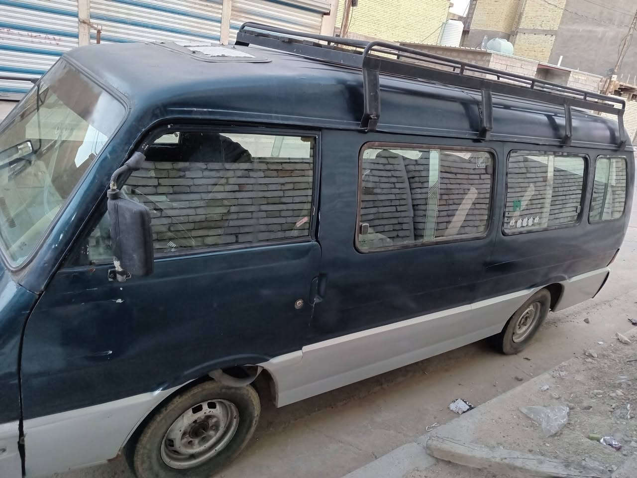 كيا اسيا للبيع 
٩٣ بغداد سنوية نهاية السنة تخلص محرك كير نضيف حيل تريد ترتيب السيارة مكانهة الدورة 
٣٦$ ورقة 
***********
