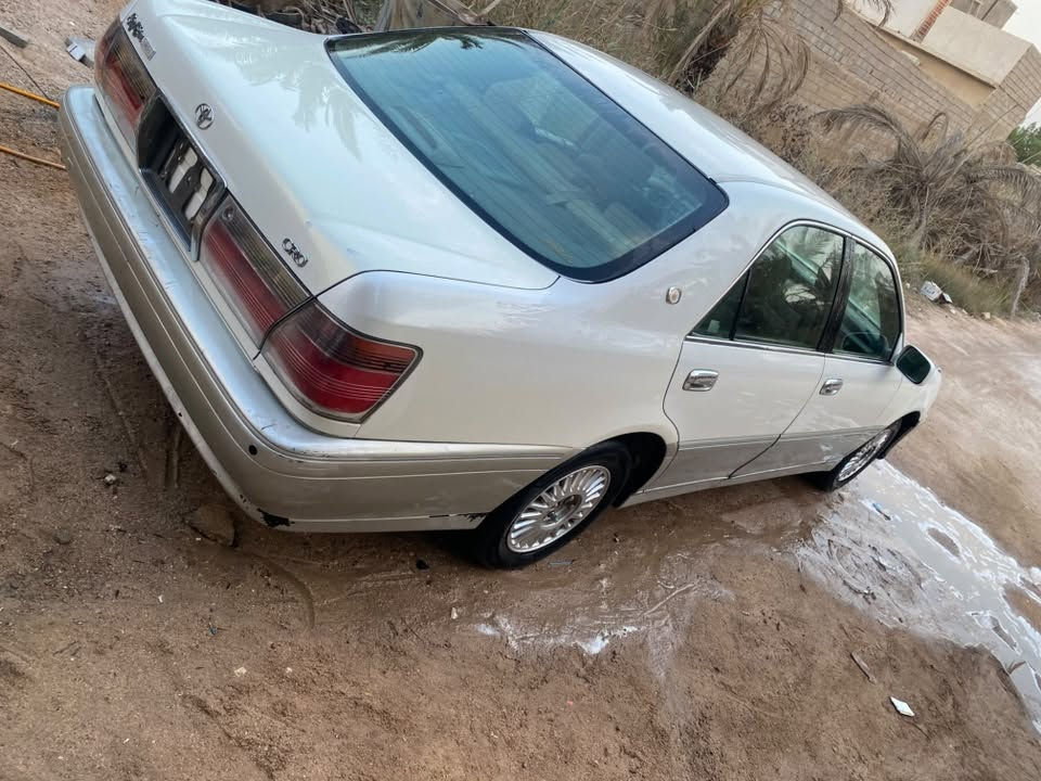 سلام عليكم جنون ادوات كصه جنطه للبيع بيع دكمتين مكينه vvt سياره جاهزه مابيها نقص نقصها فقط تبريد كمبريسر شغال بس غاز مابي بيع مستعجل سعر 22 مكانها بصره رقم الهاتف***********
