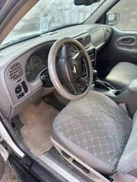 بلايزر ٢٠٠٥ محرك قبغ ابيض حاوية جديد كير جديد تبريد جديد انطيك بيه ضما...
