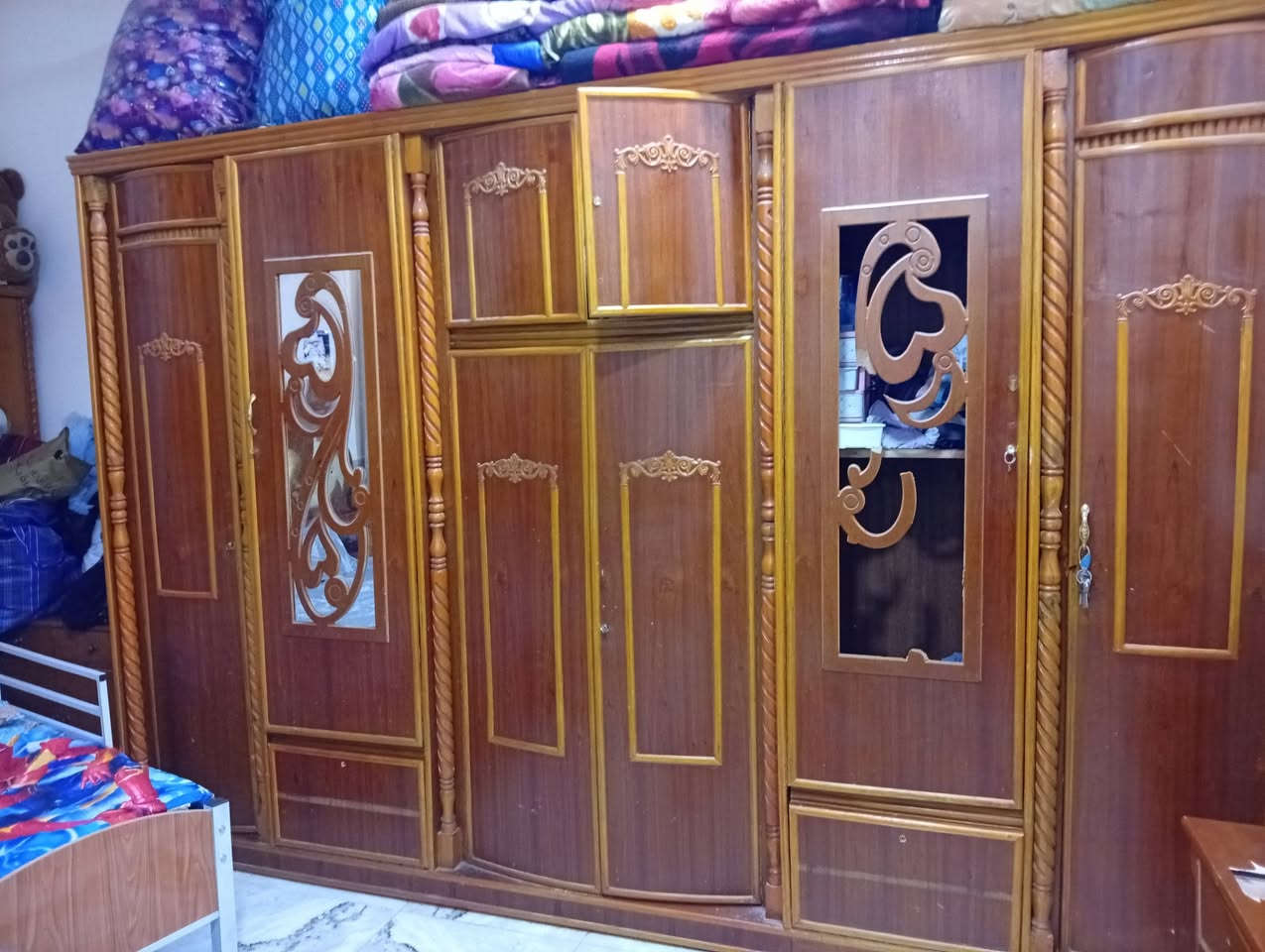 غرفه للبيع 750 نهايتها
شارع 80 مقابيل ميزانيه رائد
***********

