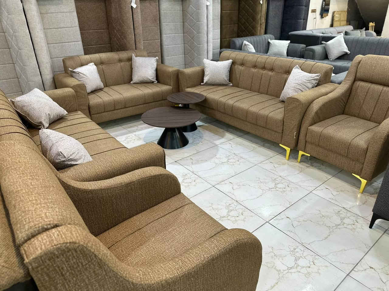 ✨ مجمع حسين الحسناوي للأثاث ✨

مو بس أثاث… تفاصيل تصنع فرق 🤍

📺 طاولات تلفزيون
🪞 تسريحات ومرايا
🗄️ خزائن ووحدات تخزين
🏡 تصاميم أنيقة ولمسات عصرية

📍 ذي قار – إسكان الصناعي، قرب مدرسة الكندي
📞 
***********
