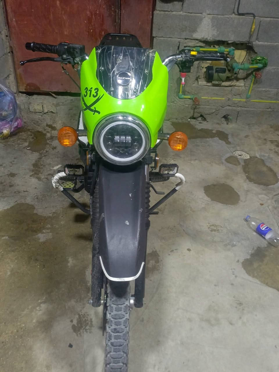 2025
1750
***********
