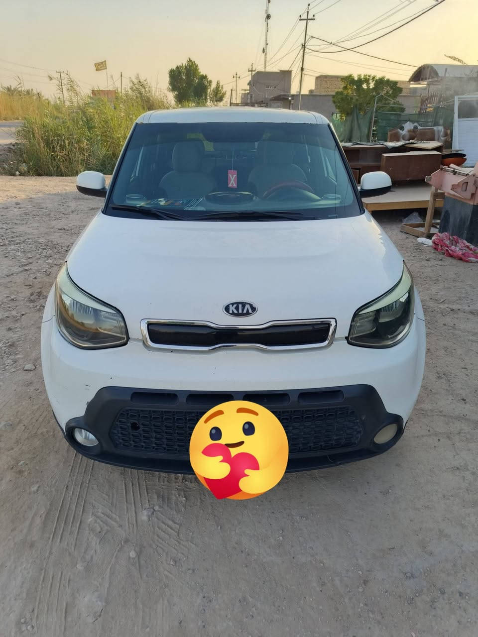 صول موديل ١٥ جاملع أمامي بندين مبدل 

بيها رشات صبغ رقم بغداد  سعر ٩٠ 

***********
