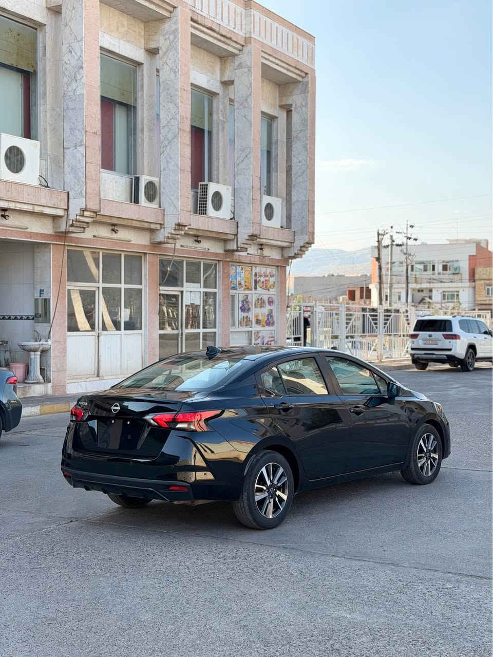 NISSAN VERSA SV 2025✅

صبغ/بس بولند 

ايرباگ/ستيرن طاك مرجع سستم

سيارة ماشيه 16800 mile

سيارة جديده بدون اي مصرف جاهز 

سياره كاتي تترقم شمالي اربيل،دهوك،سليمانيه،هلبجه

مكان سياره عقره مدينة معارض معرض روژ كارس✅

وعندي أنواع سيارات جديده للاخير 

رقم موبايل/*********** واتساب فايبر✅ اكر, نينوى
