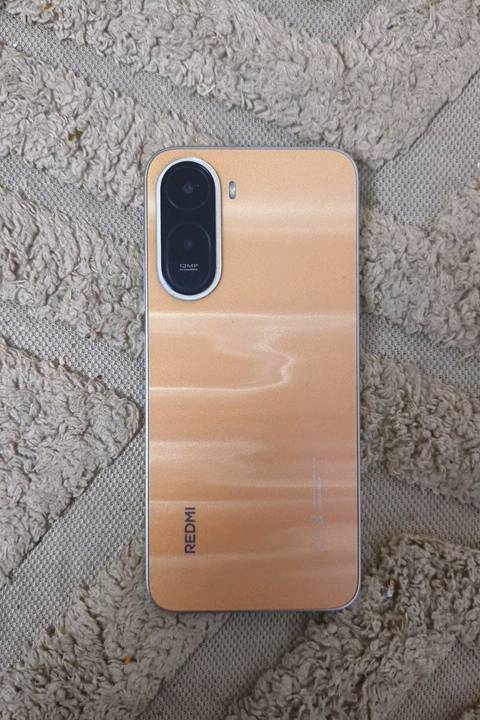 جهاز REDMI
جهاز جديد 2026
جهاز قبل سبوع اشتريته بس احتاجيت فلوس 
اشتريته 290هسه اريده 250ذاكره 128