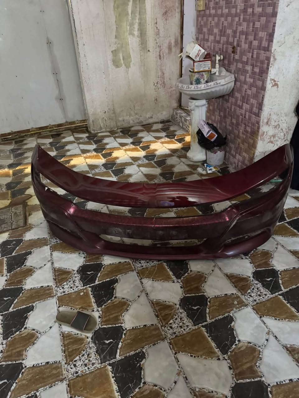 دعاميه جارجر لون ماروني برغندي نضافه70/100 قيم بما يرضي الله العنوان المعقل ***********
