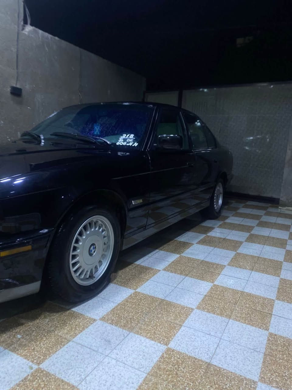 السلام عليكم
BMW 530

موديل 1992 8 سلندر  رقم اربيل تريد تحويل او وكالة 

سيارة جاهزة ونظيفة ترايها وين ميعجبك 

السعر 65 $ وبيها مجال بسيط 

مكاني كربلاء 

***********
