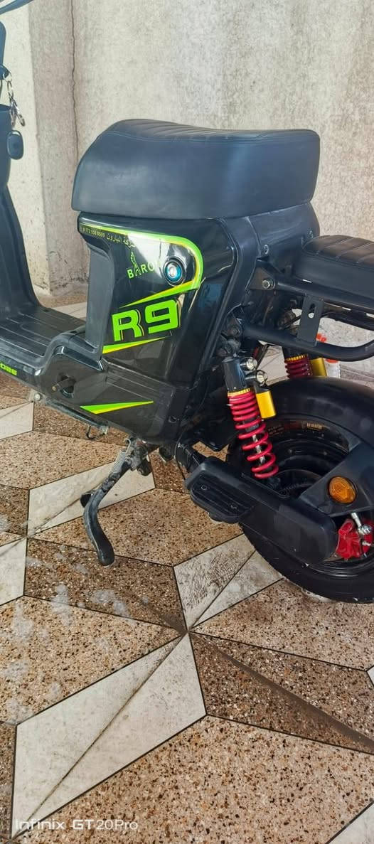 R9 بارون • شحن • بطاريات 33امبير